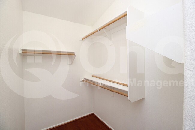 Building Photo - 254 E Nunneley Rd