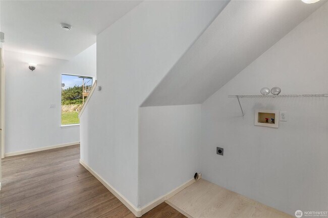 Building Photo - 1029 S Sand Dune Ave SW