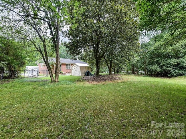 Building Photo - 7109 Rockcliff Ct