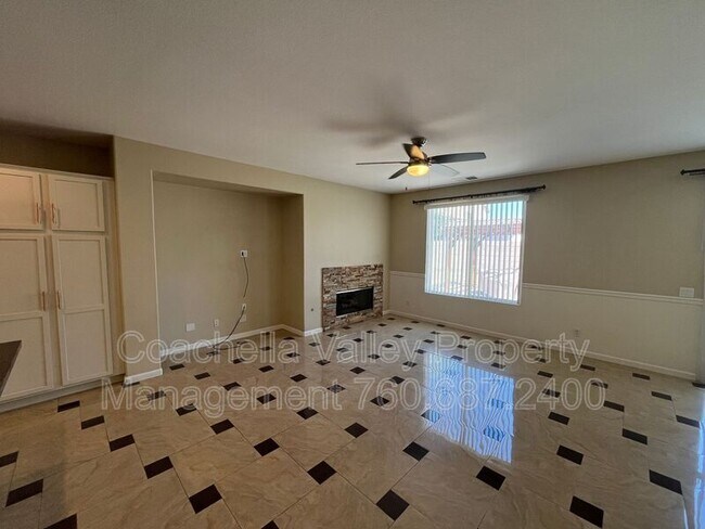 Building Photo - 49126 Pluma Roja Pl