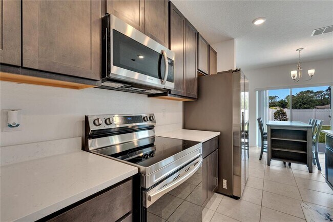 Building Photo - 900 Boca Vista Ct