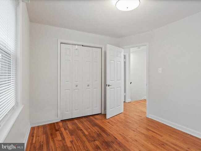 Building Photo - This home blends urban accessibility with peaceful natural surroundings.