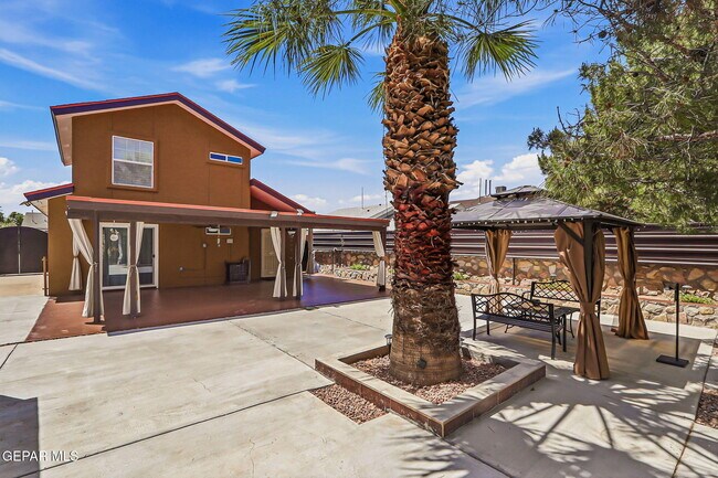 Building Photo - 12119 Tower Hill Dr