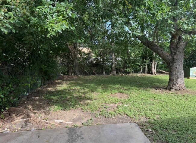 Building Photo - 115 Stubblefield Dr