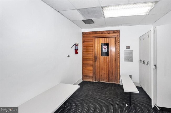 Building Photo - 5225 Pooks Hill Rd