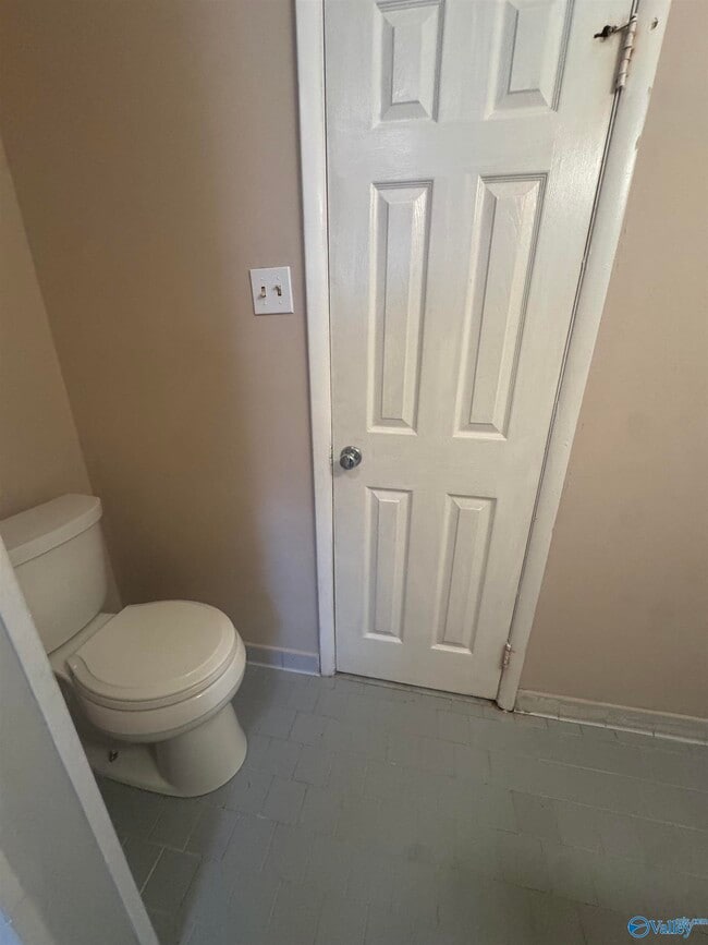 Building Photo - 3918 Binderton Pl SW