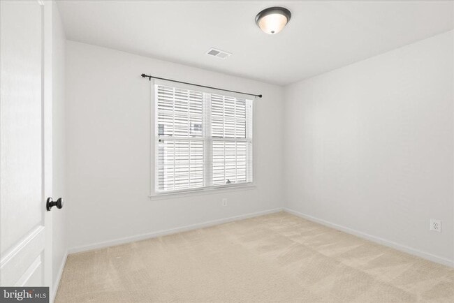 Building Photo - 15221 Londons Bridge Rd