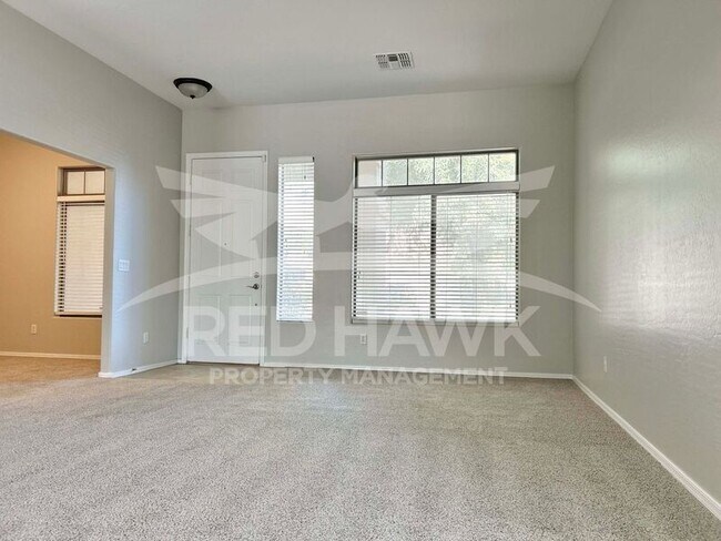 Building Photo - 889 E Leo Pl