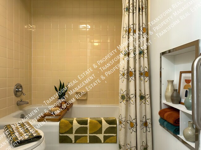 Building Photo - 3101 Lorna Rd