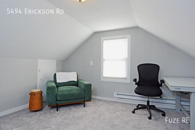 Building Photo - 5494 Erickson Rd