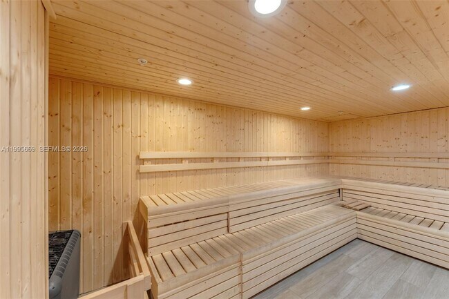 Building Photo - 7661 NW 107th Ave