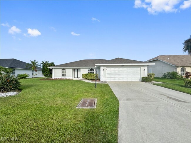 Primary Photo - 5823 Buchanan Rd