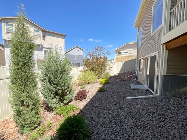 Building Photo - 3 Bedroom Home Available Near Marksheffel ...