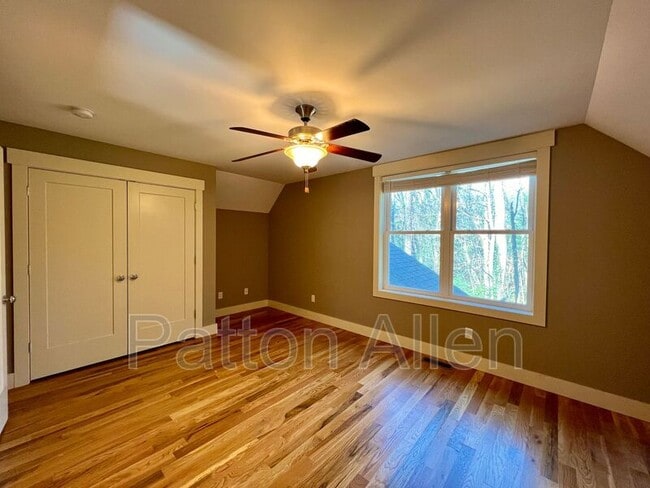 Building Photo - 12 Beaverdam Knoll Rd