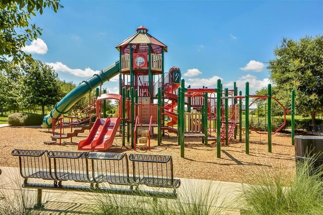 Building Photo - 300 Briar Park Dr