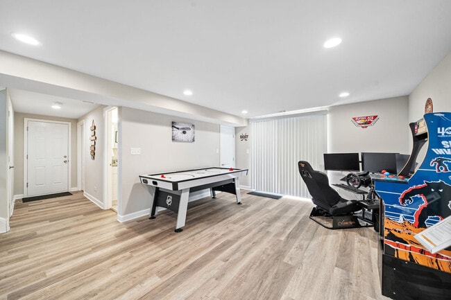 Building Photo - 804 Willow St