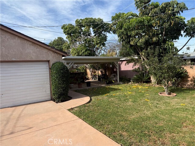 Building Photo - 6857 Chimineas Ave