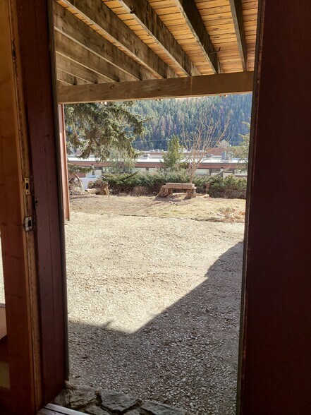 Building Photo - 1302 Colorado Blvd