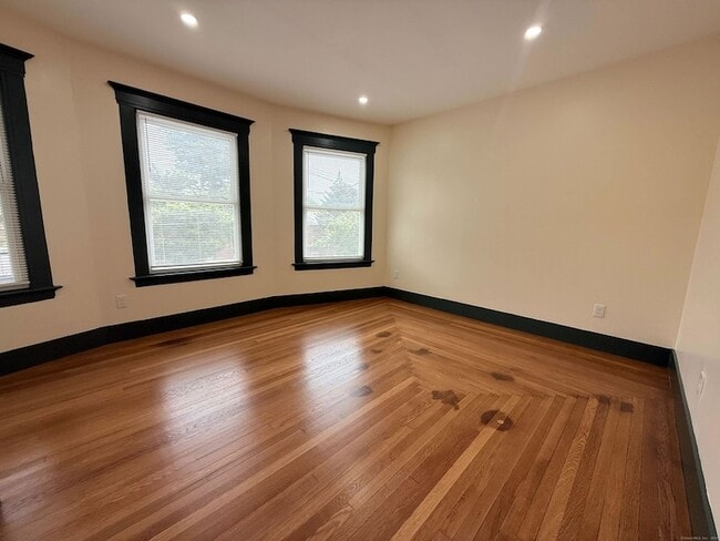 Building Photo - 130 Hubinger St