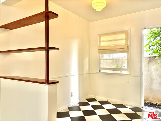 Building Photo - 1325 Washington Ave