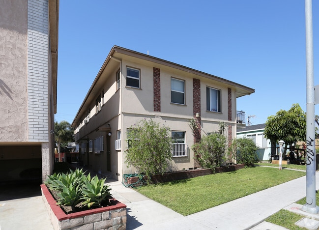 Building Photo - 4253 S Centinela Ave