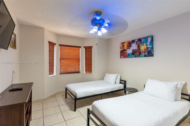Building Photo - 14590 SW 51st St