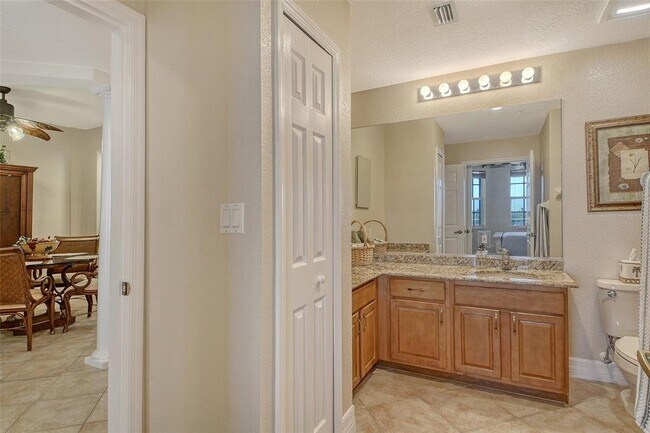 Building Photo - 5100 Jessie Harbor Dr