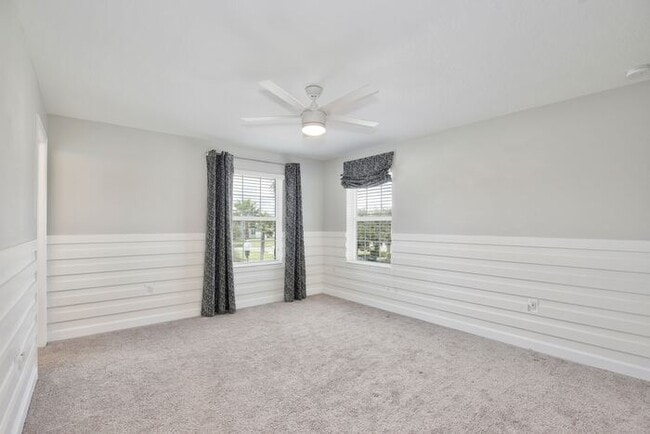 Building Photo - Former Model Townhome for Rent – Winter Ga...