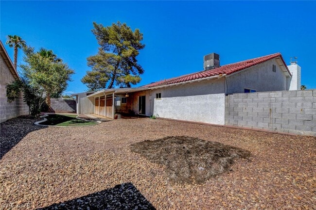 Building Photo - 4367 S Mojave Rd