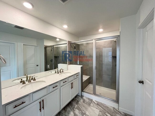 Building Photo - 17590 E 95th Ave