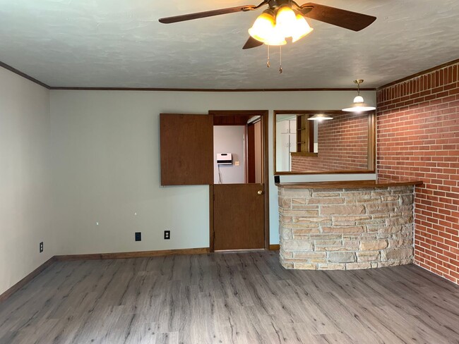 Building Photo - Property on approx 1 acre with lots of upd...