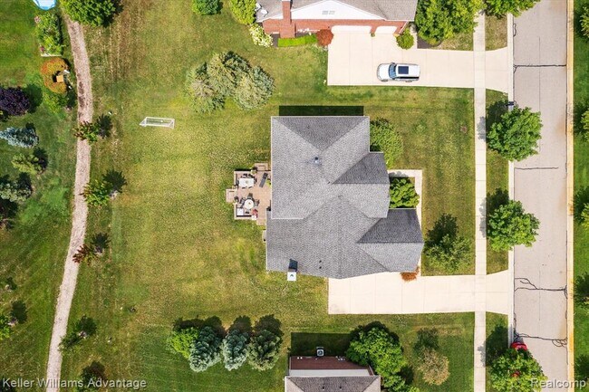Building Photo - 24323 Bellingham Dr