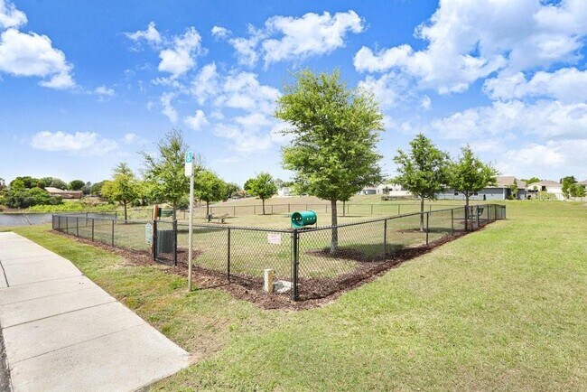 Building Photo - 1125 Torrente Ln