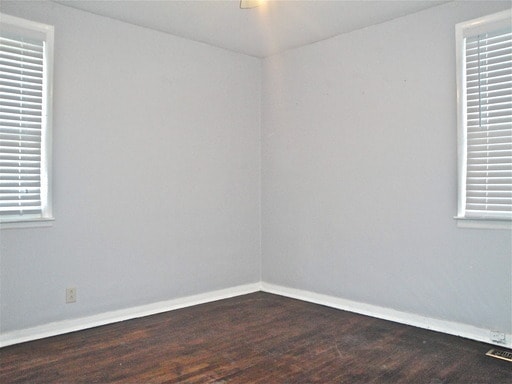 Building Photo - Adorable 2 Bedroom 1 Bath Home in Sylvan Heights!