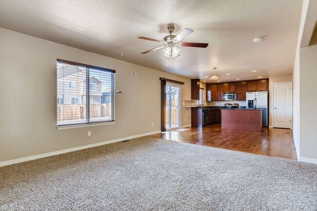 Building Photo - Evolve Real Estate: Available November 1 U...