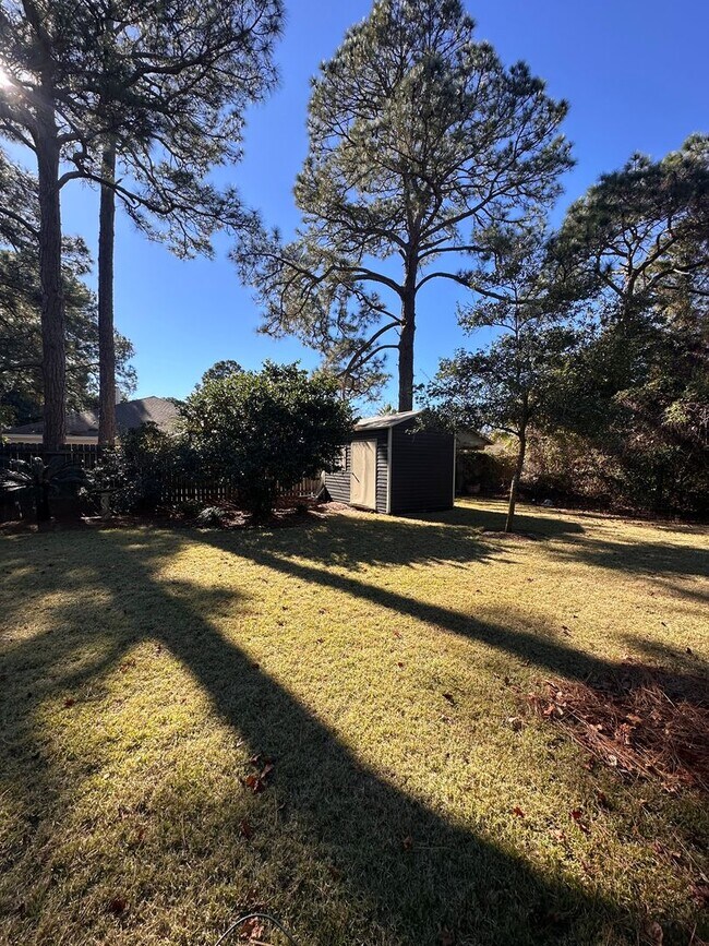 Building Photo - Newly Renovated 3 bedroom home in the heart of Miramar Beach!