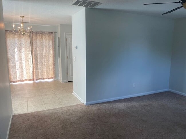 Building Photo - 4402 Betty Ln