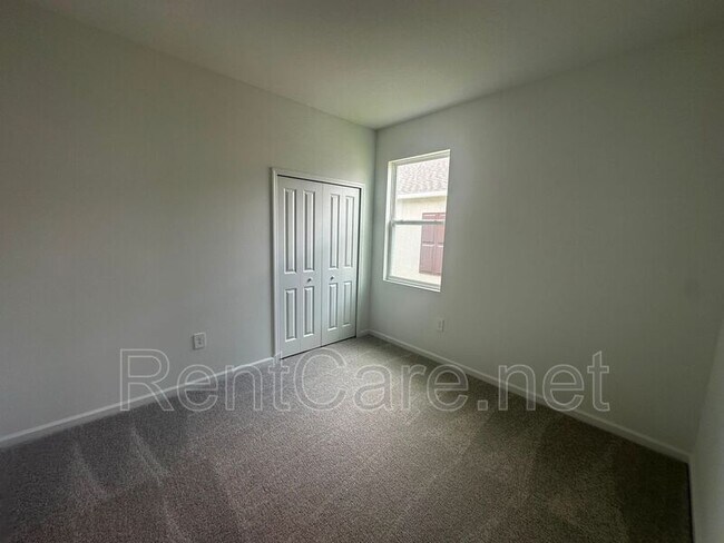 Building Photo - 3216 Alpine Wy