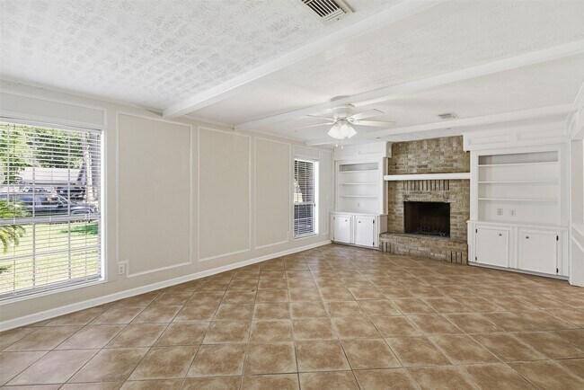 Building Photo - 20011 Sweetgum Forest Dr