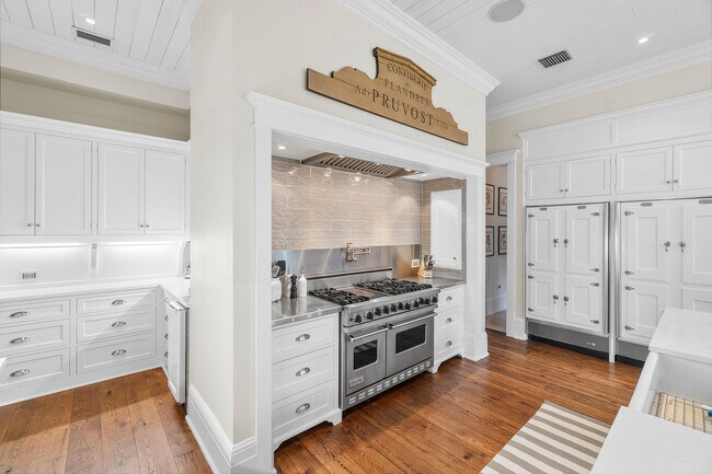 Building Photo - 16356 Bridlewood Cir