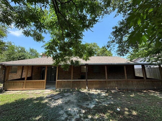 Building Photo - 10422 Winding Trail Rd