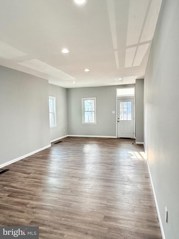 Building Photo - 307 Washington St