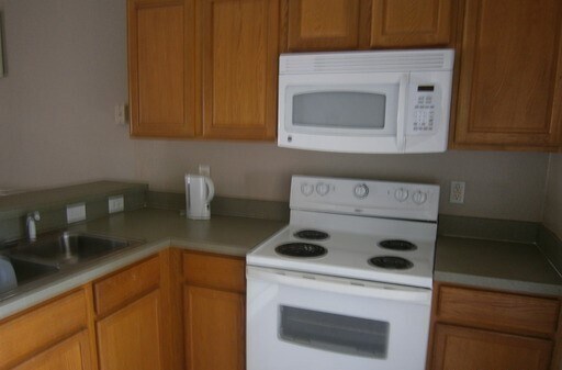 Building Photo - 521 Wilton Cir