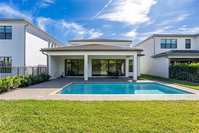 Building Photo - 8525 Crystal Downs Ave