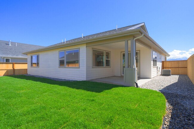 Building Photo - New Peaceful Retreat