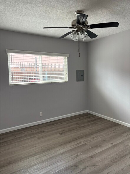 Building Photo - 20912 Amie Ave