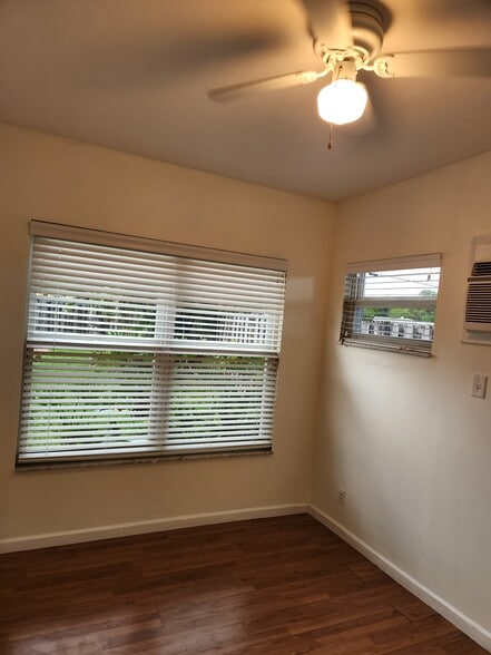 4th bedroom - 3345 Hayes St