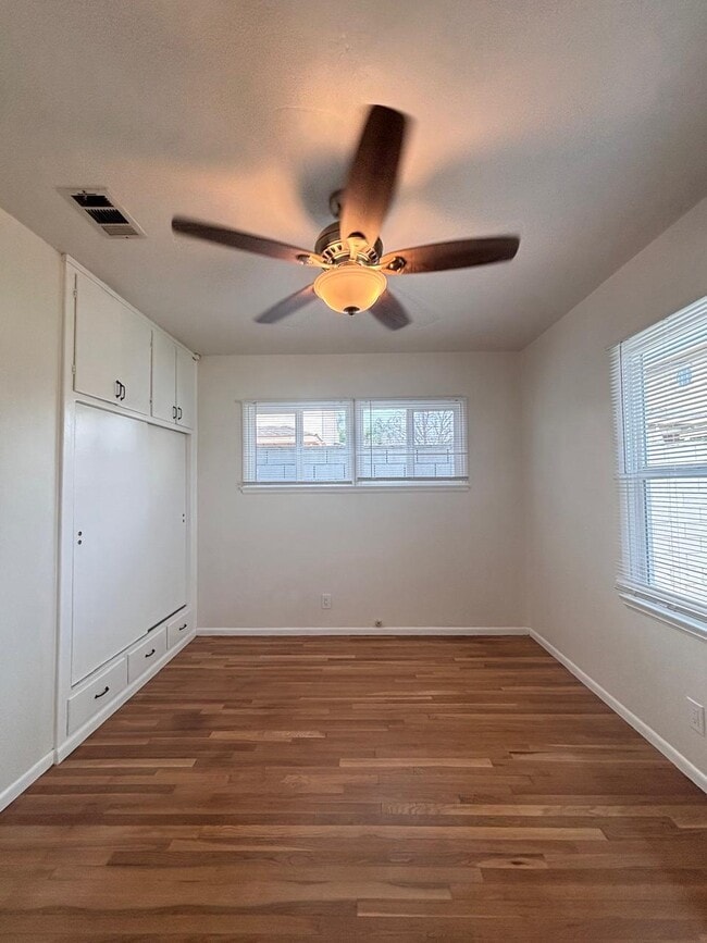 Building Photo - 12147 Hallwood Dr