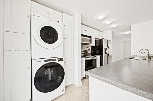 Building Photo - 1017 NW 124th Ave