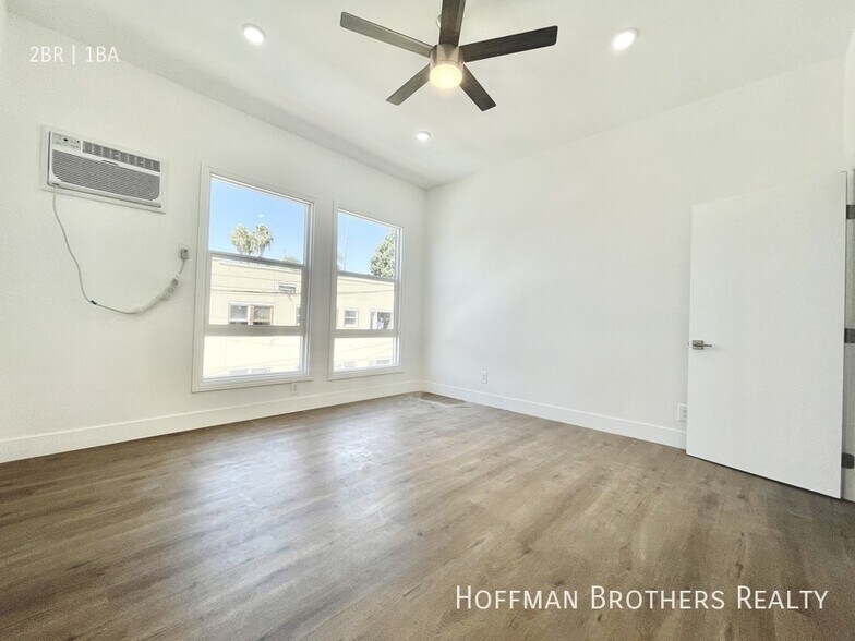 Building Photo - 2159 W Washington Blvd